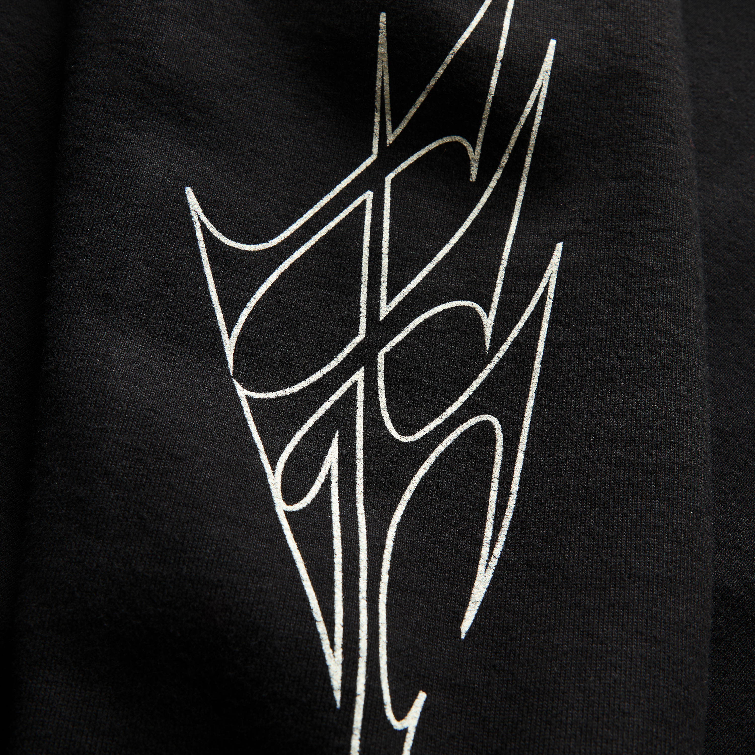 The End Heavyweight Pullover Hoodie Detail 2